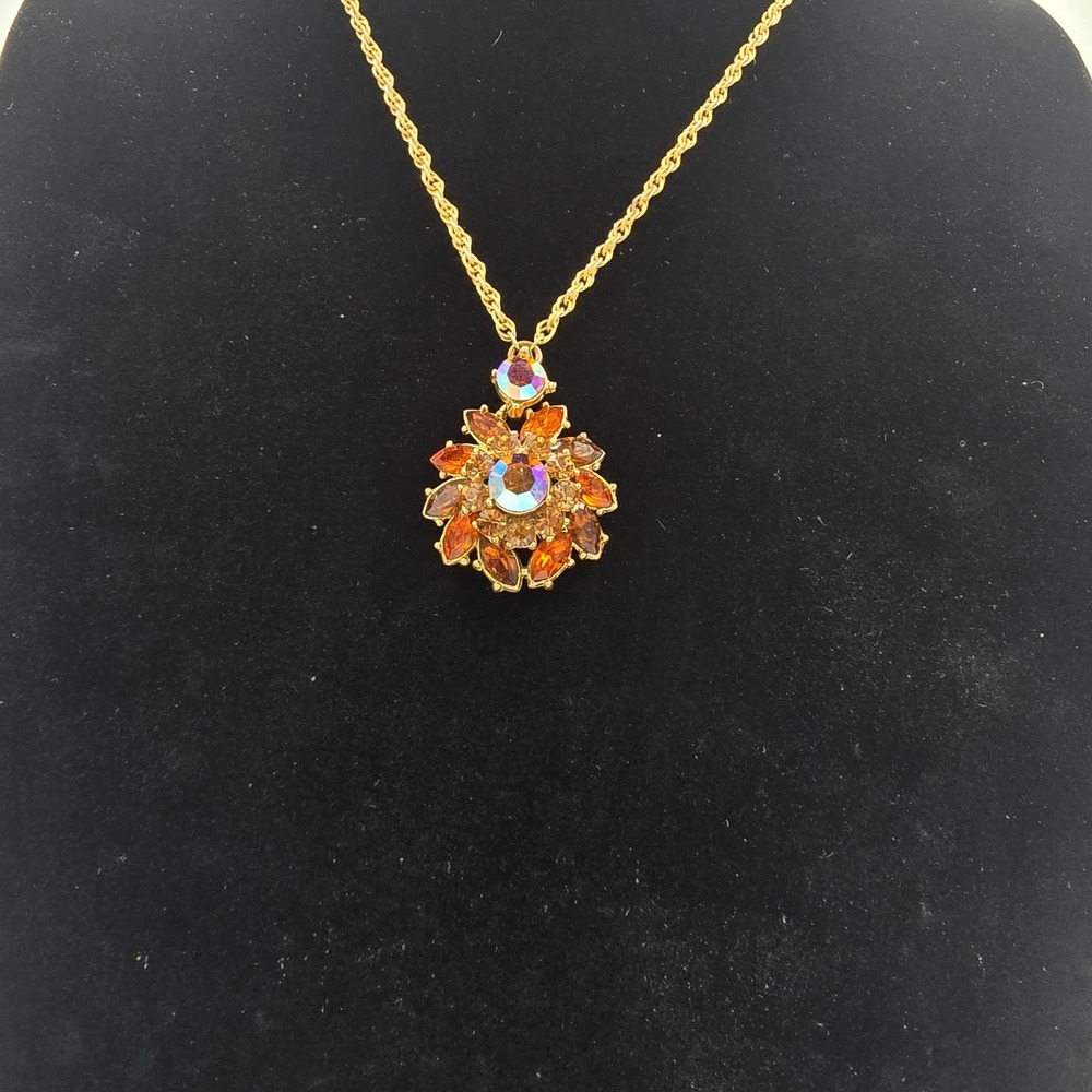Vintage Trifari Necklace AB Rhinestones Gold Tone Amber Brown - Picture 2 of 12
